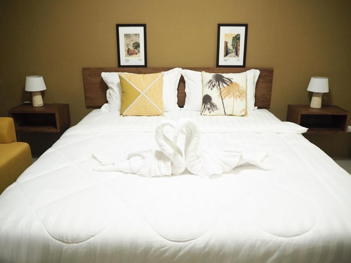 Bua House Poshtel Hotel Chiang Mai Buitenkant foto