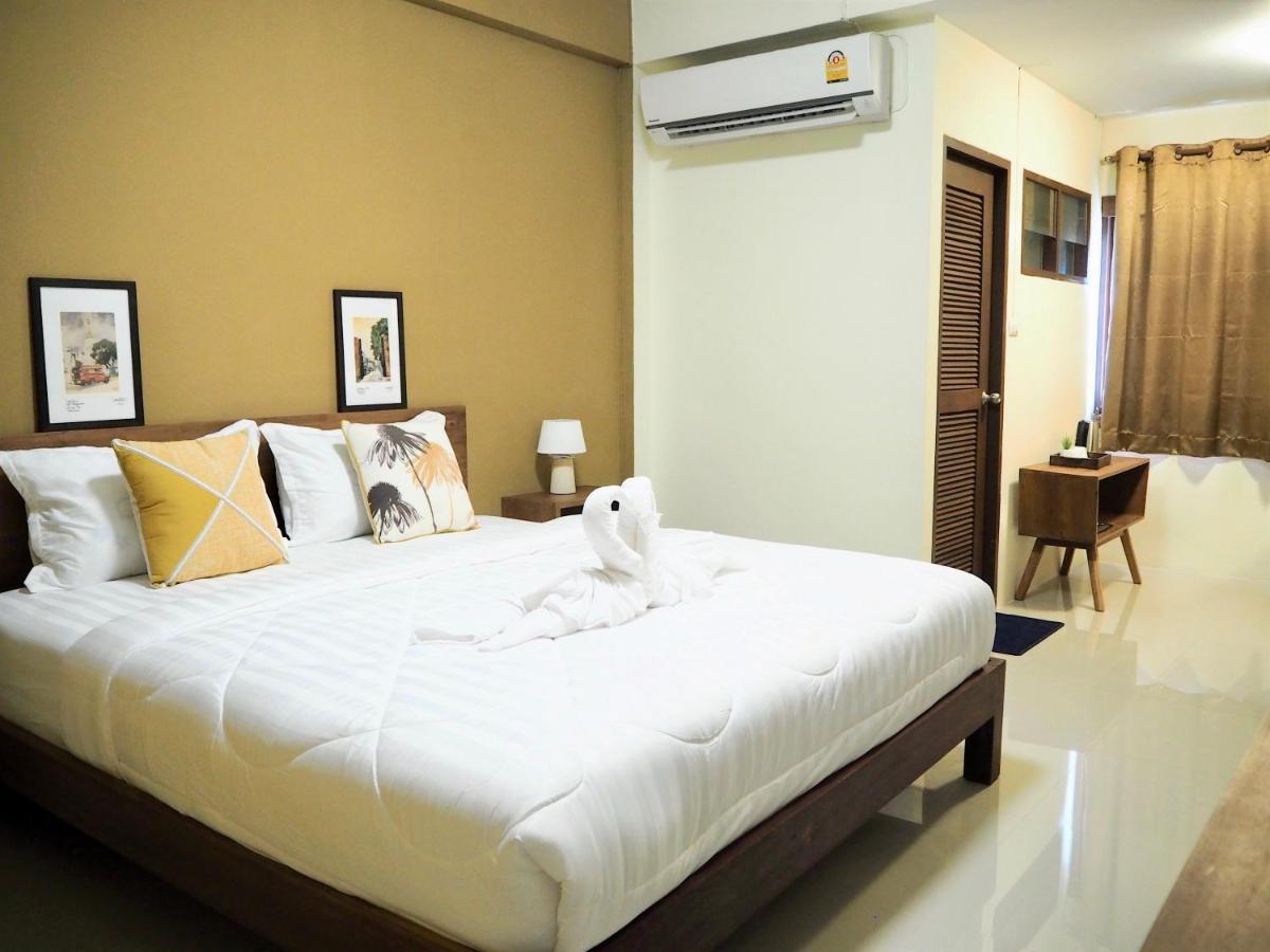 Bua House Poshtel Hotel Chiang Mai Buitenkant foto